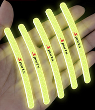 Load image into Gallery viewer, car wheel hub reflective sticker 20pcs
